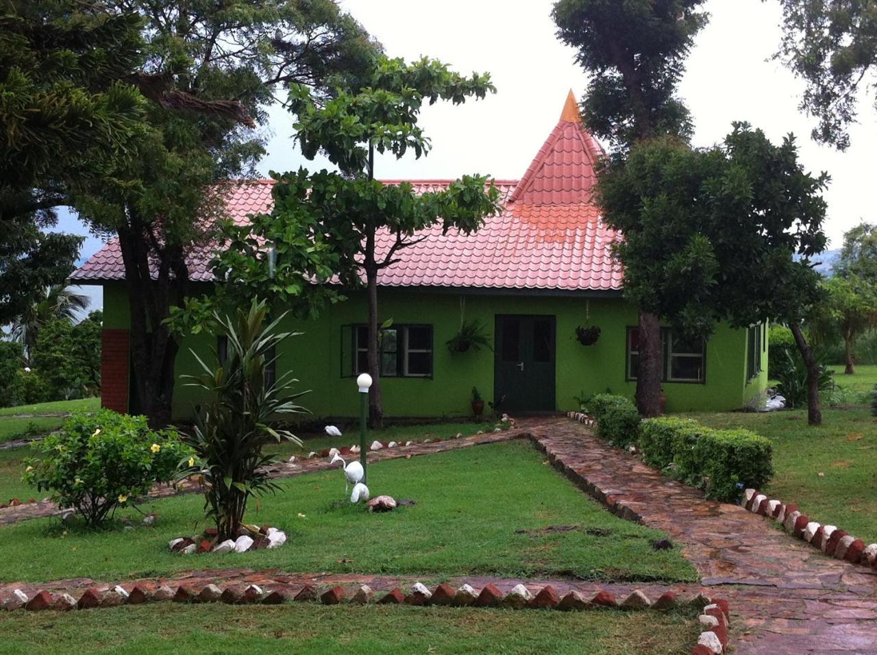 Samuka Island Retreat Villa Jinja Eksteriør bilde