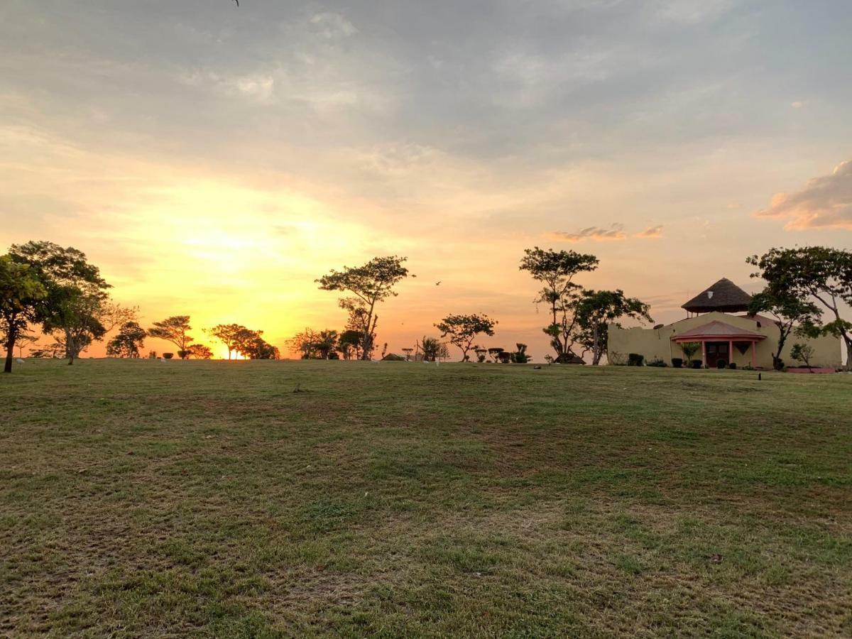 Samuka Island Retreat Villa Jinja Eksteriør bilde