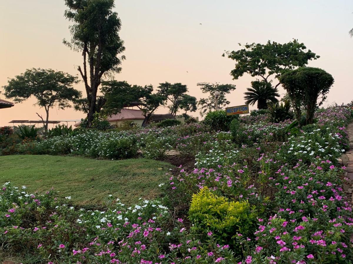 Samuka Island Retreat Villa Jinja Eksteriør bilde