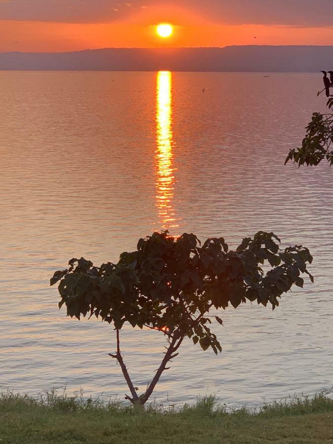 Samuka Island Retreat Villa Jinja Eksteriør bilde